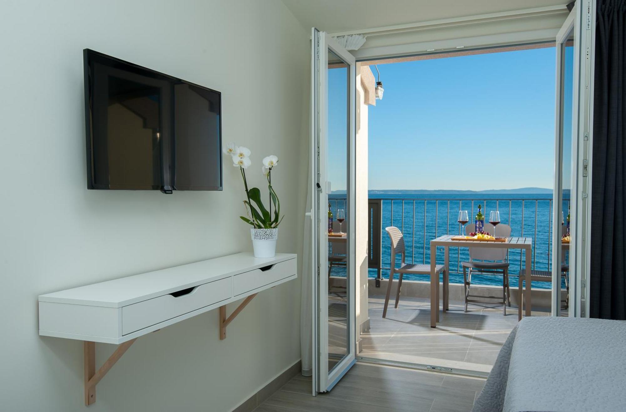 Seaside Luxury Suites Podstrana Room photo